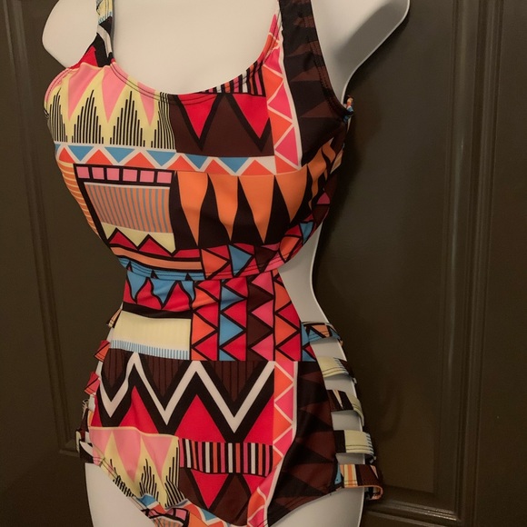 One piece African print swimsuit - Picture 5 of 7